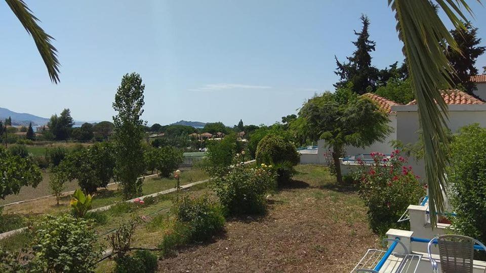 Kavaki Studios Петра Екстер'єр фото